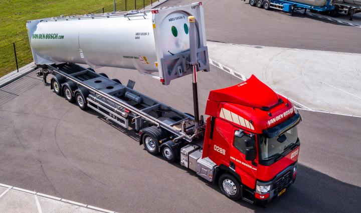 New pressurised silo container