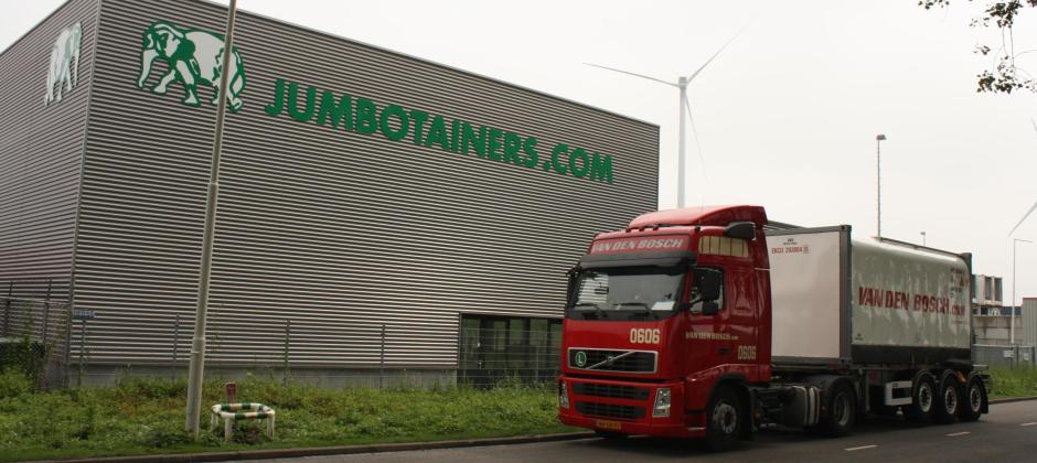 Acquisition of Jumbotainers in Rotterdam